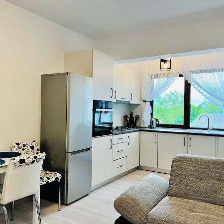 Апартаменты Altheda Living Zamca C4 Сучава Экстерьер фото